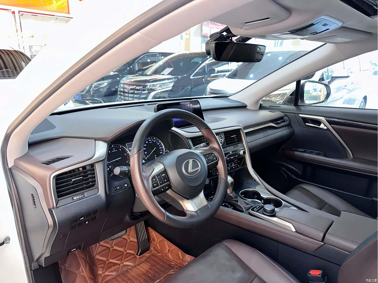 Lexus RX, 2019 7