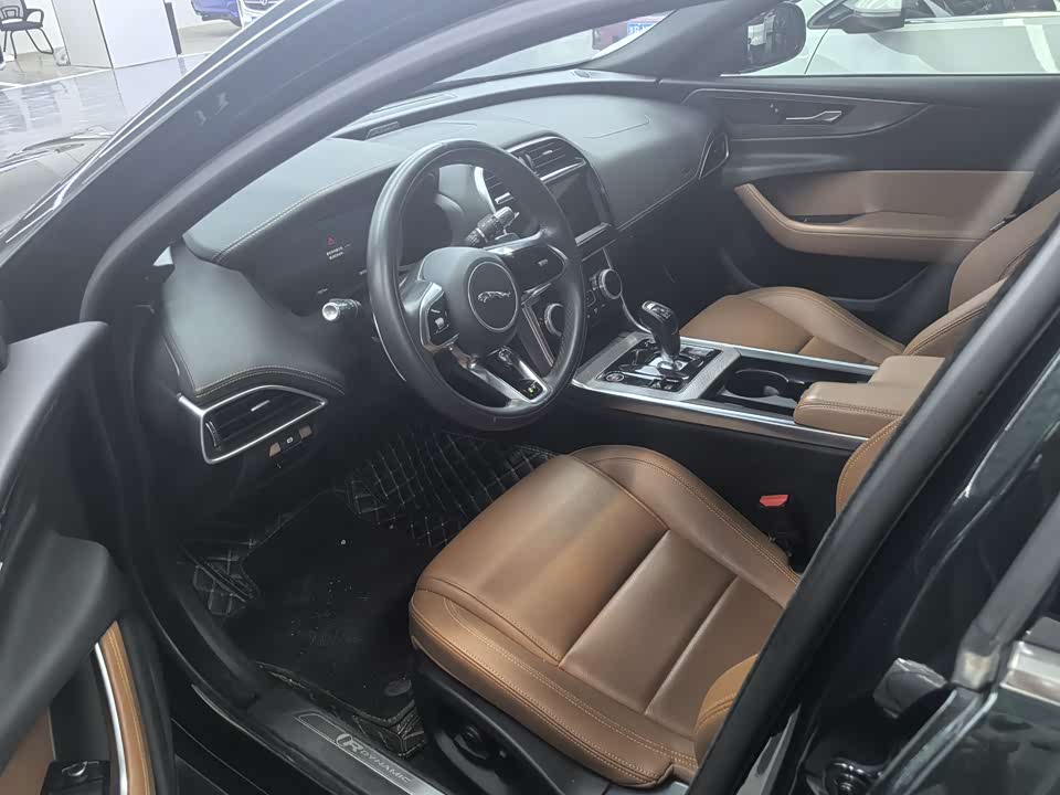 Jaguar XEL Jaguar XEL