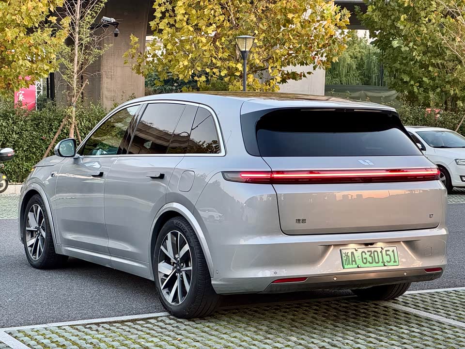 Li Auto Ideal L7