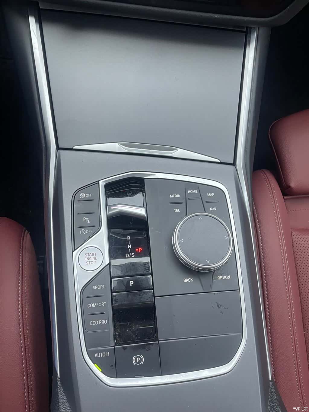 BMW 3 Series, 2025 11