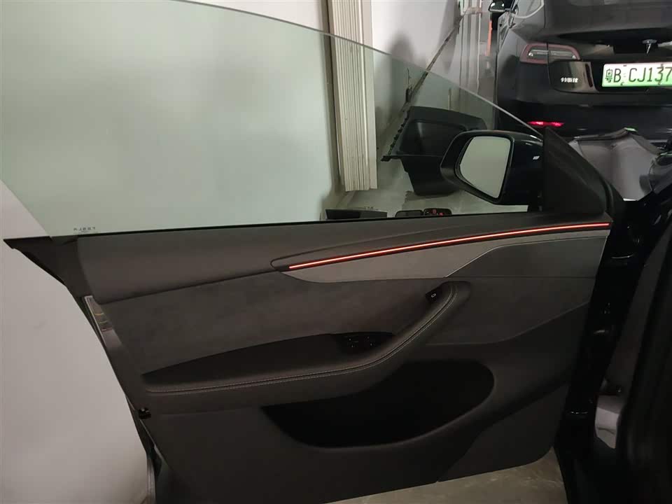 Tesla Model Y Tesla Model Y