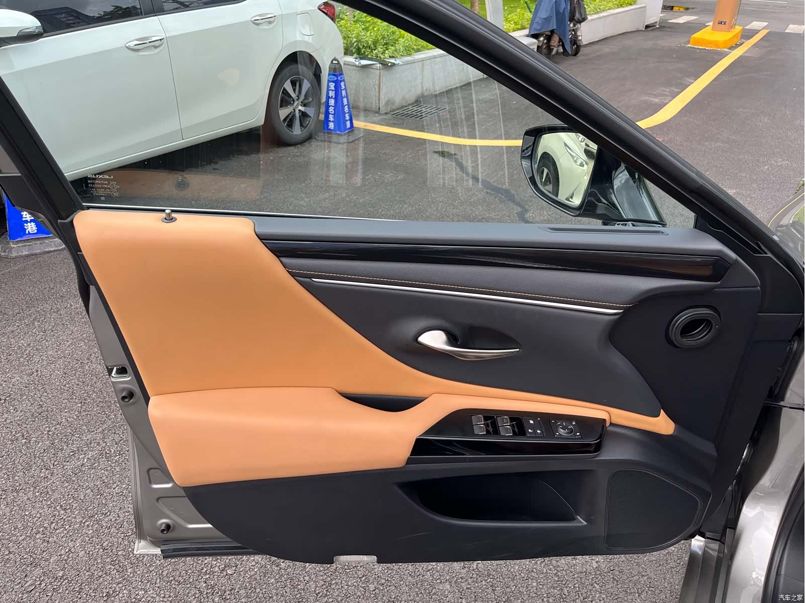 Lexus ES, 2024 8