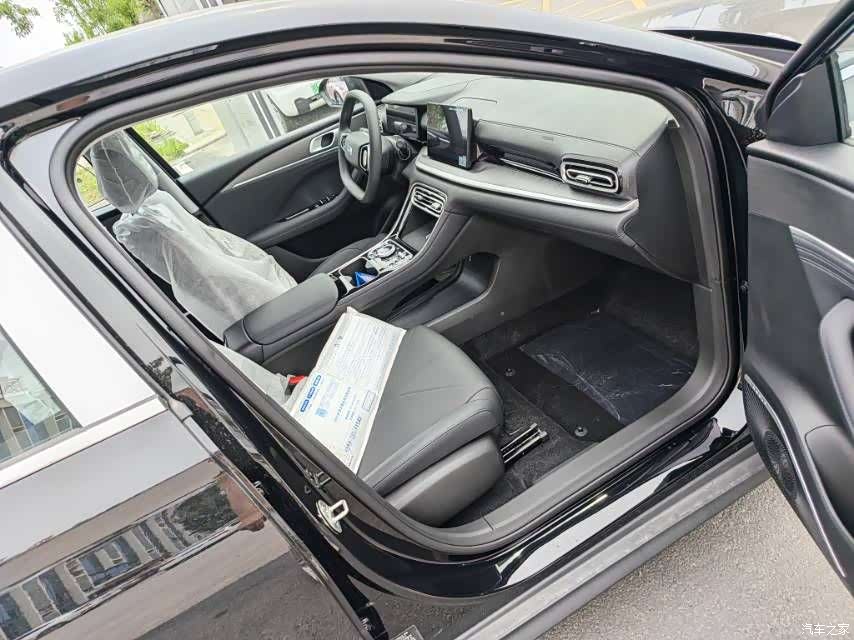 Geely 6, 2026 7