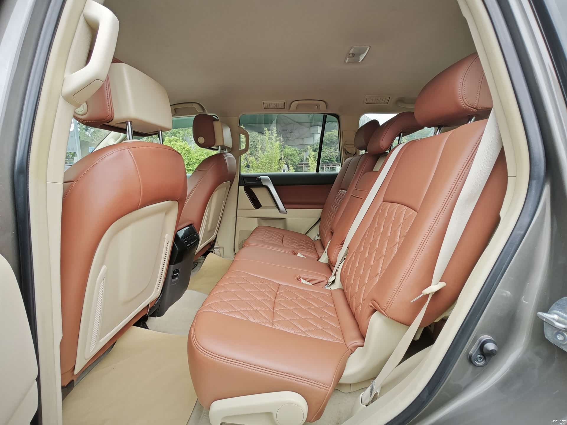 Toyota Prado, 2016 10