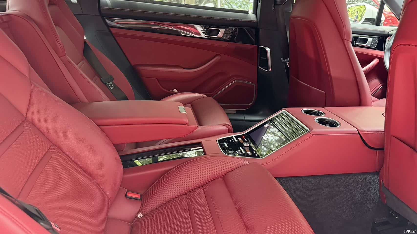 Porsche Panamera, 2024 7
