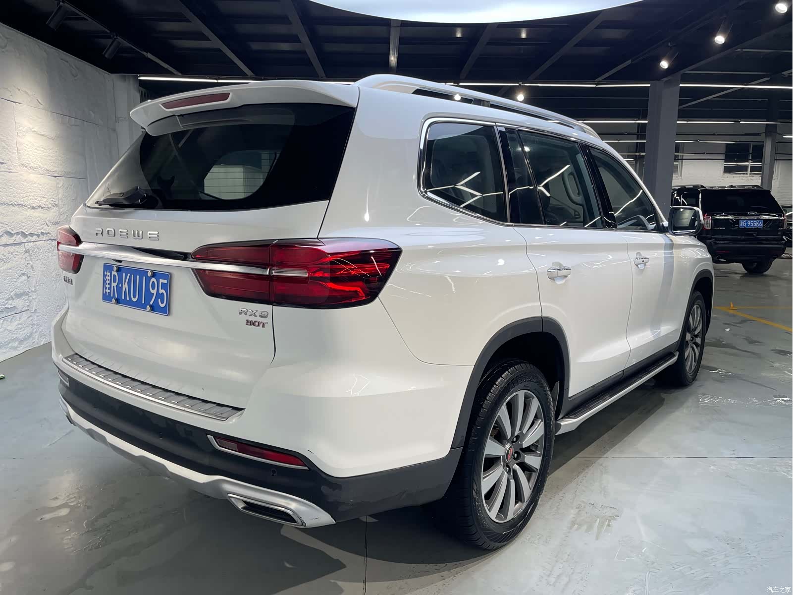 Roewe RX8, 2018 20