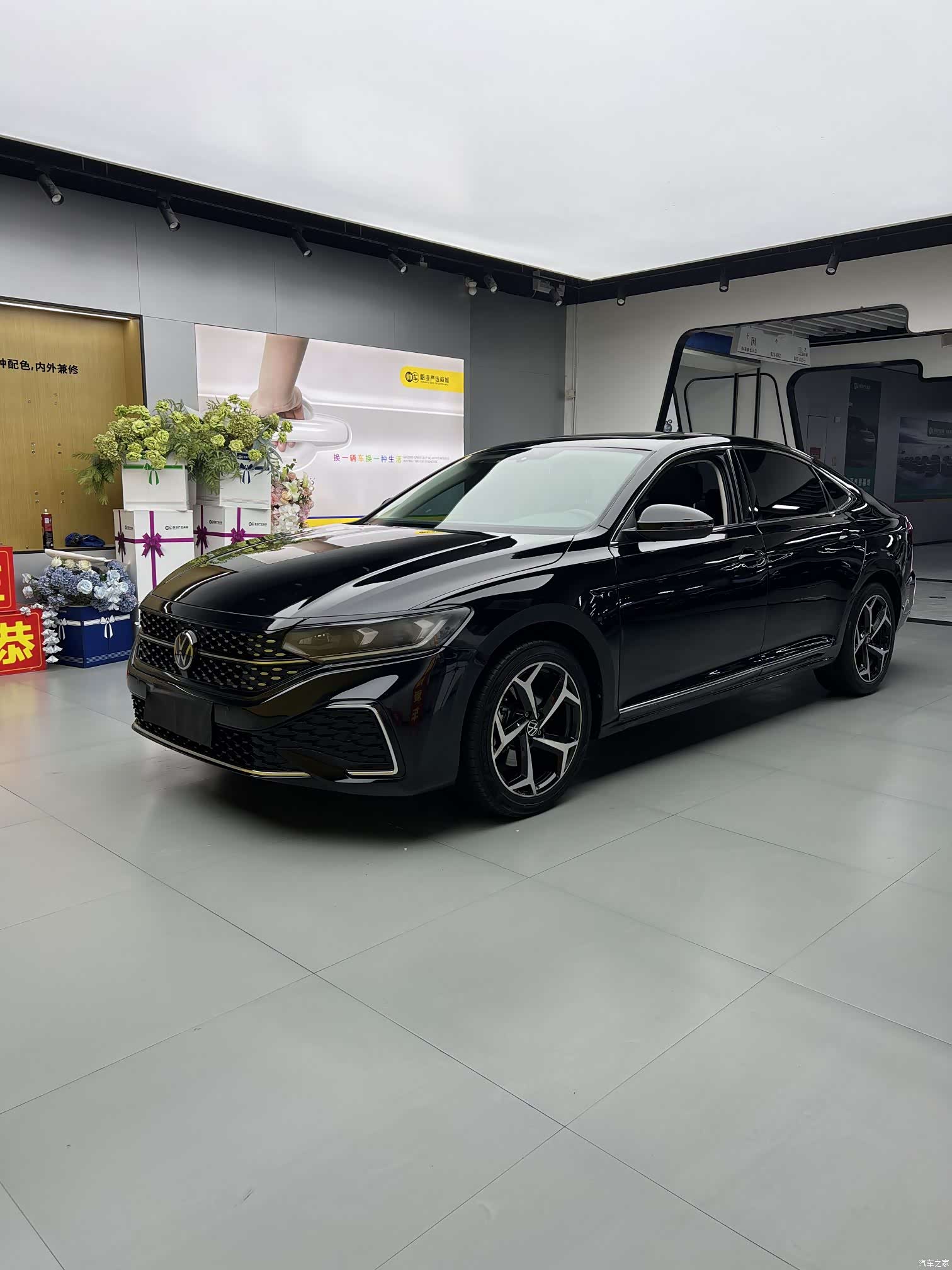 Volkswagen Passat, 2025 3