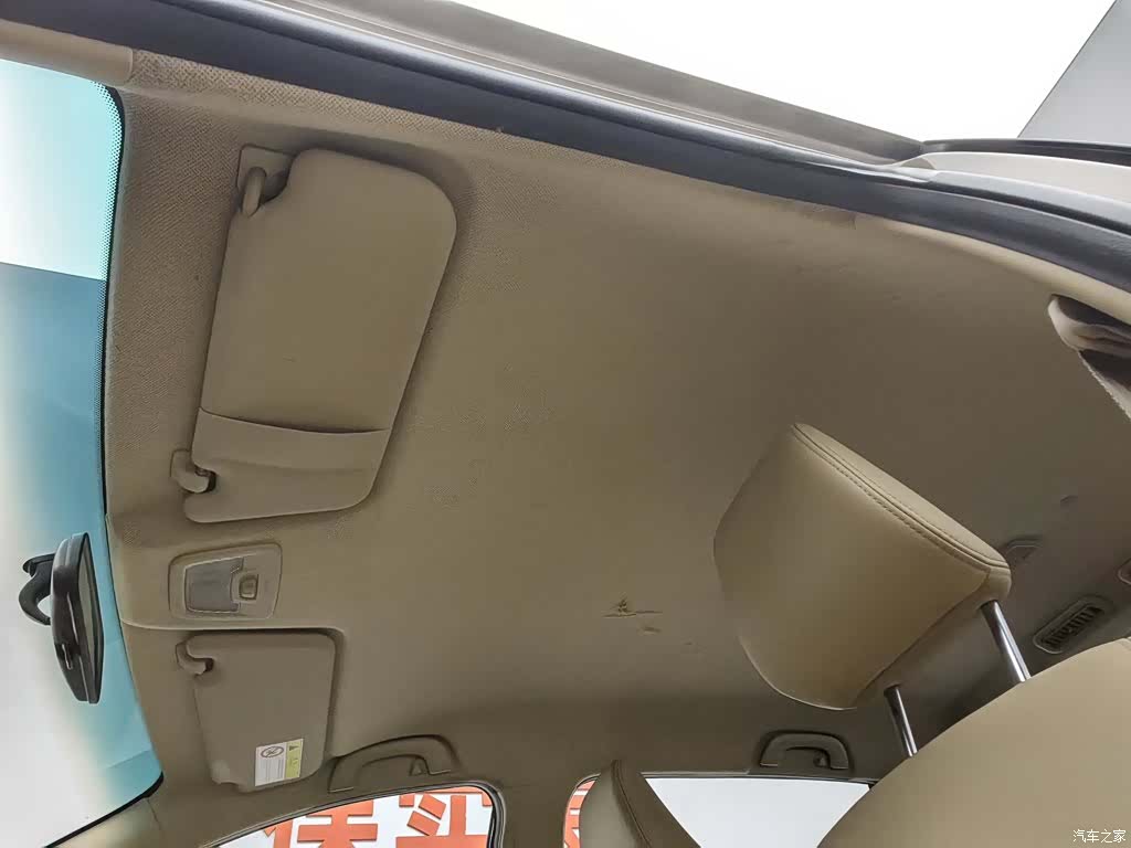 Wuling 730, 2016 14