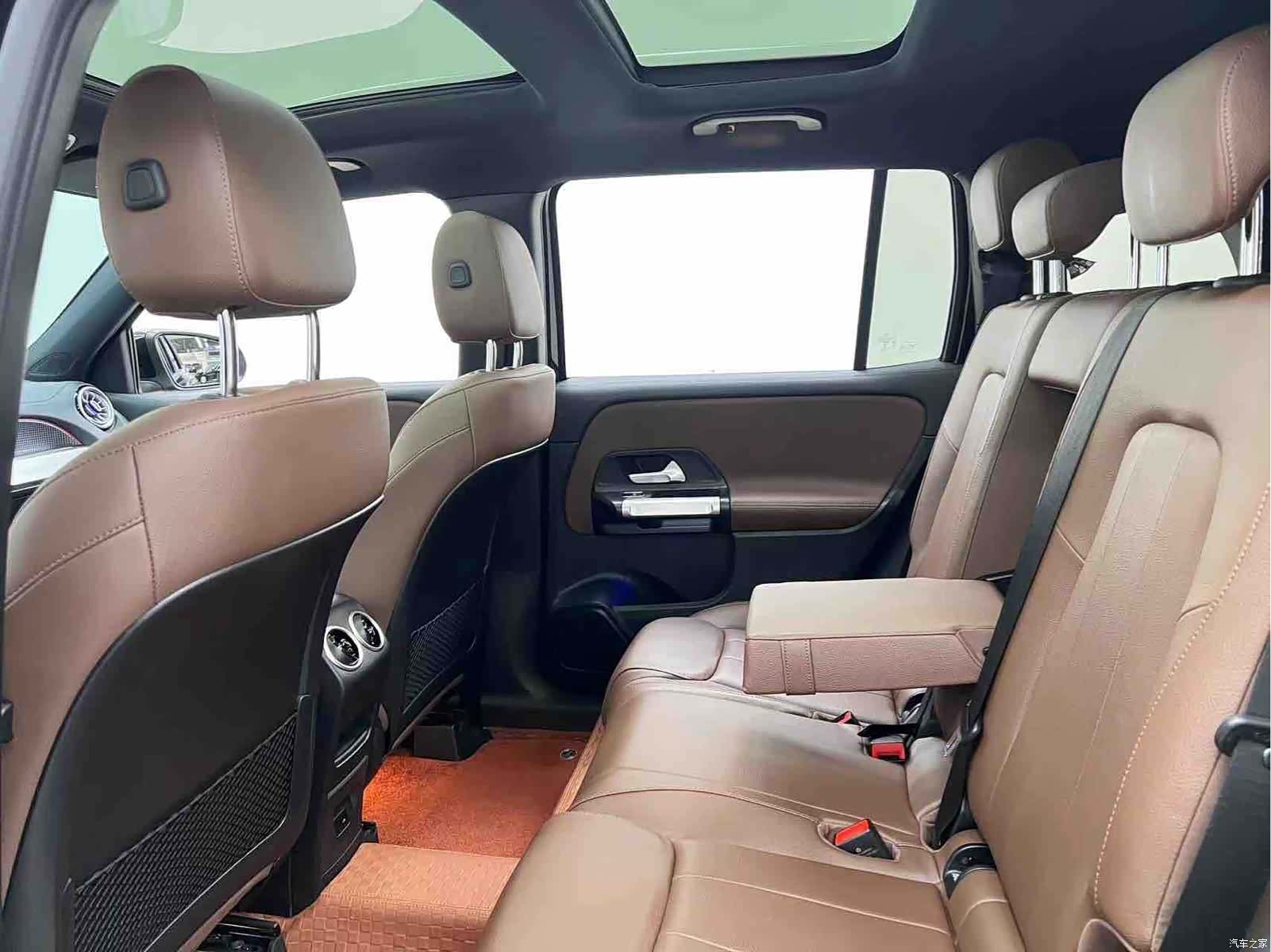 Mercedes-Benz GLB, 2022 13