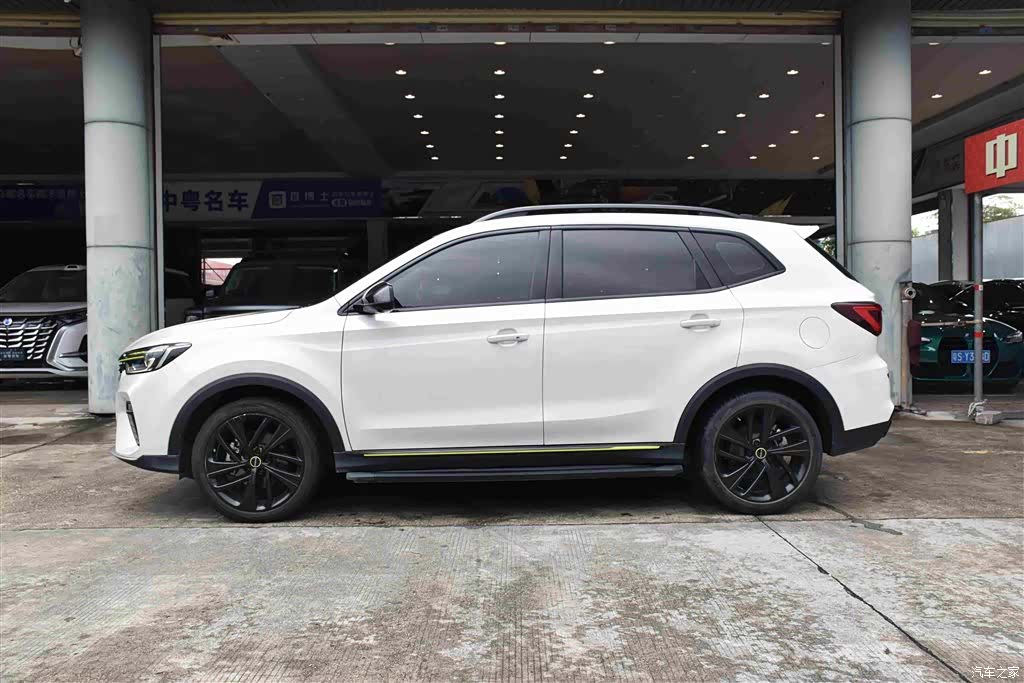 Roewe RX5, 2021 все фото