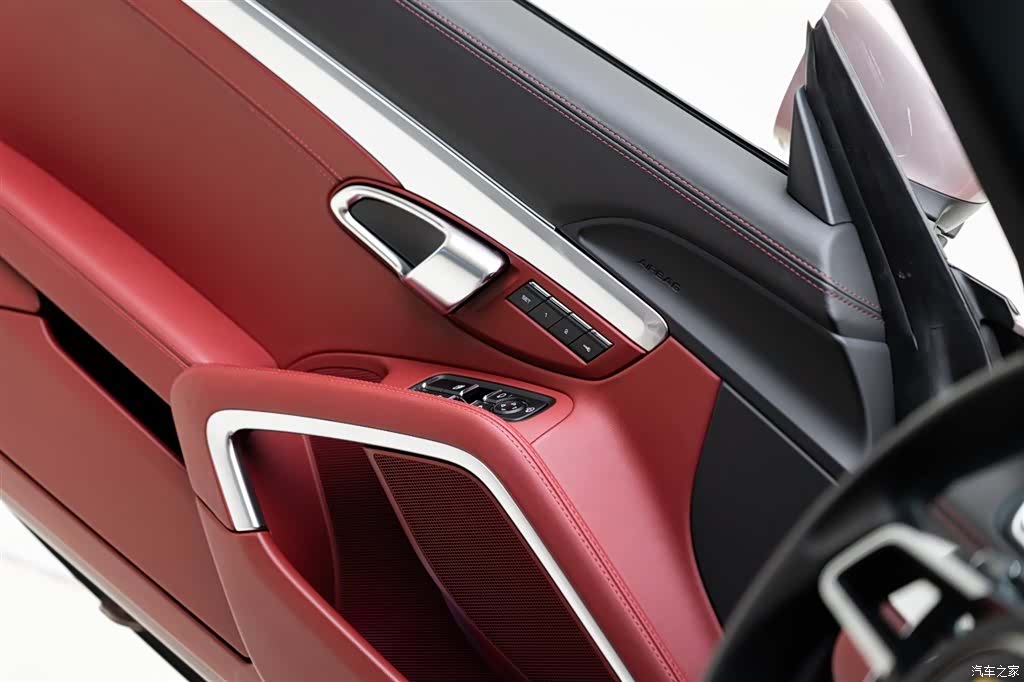 Porsche Cayman, 2022 11