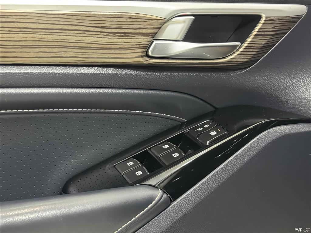 Trumpchi M8, 2021 12