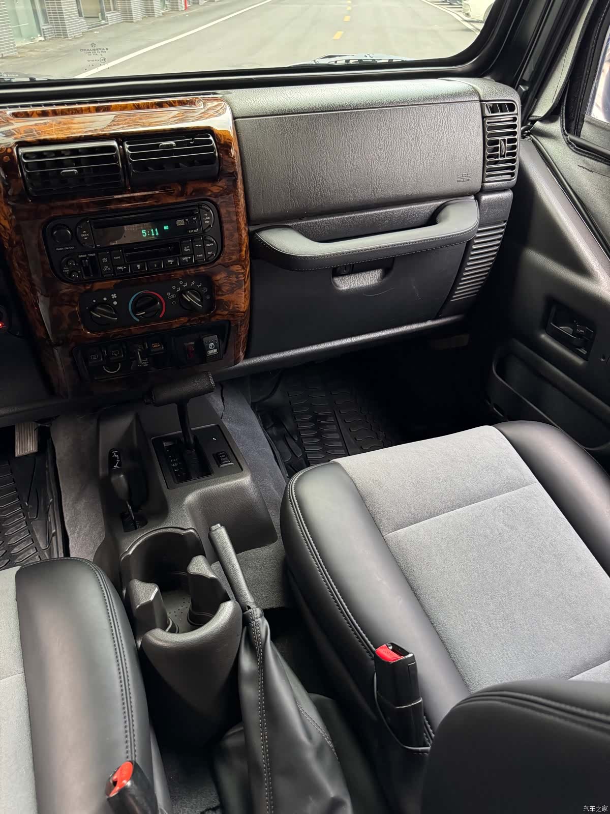 Jeep Wrangler, 2004 24