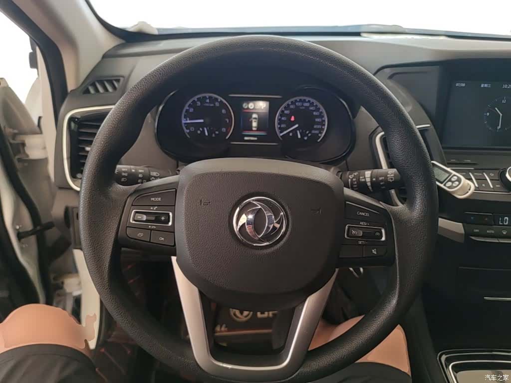 DongFeng AX7, 2018 11