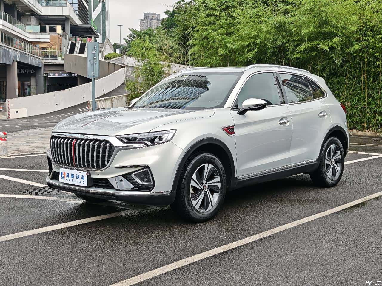 Hongqi HS5, 2021 4