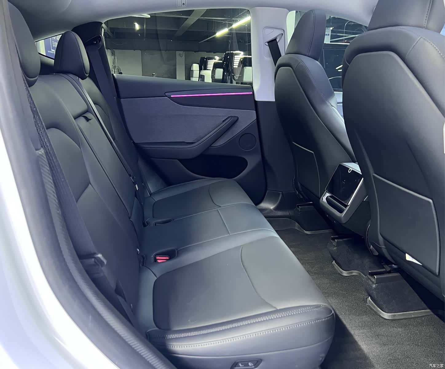Tesla Model Y, 2025 6