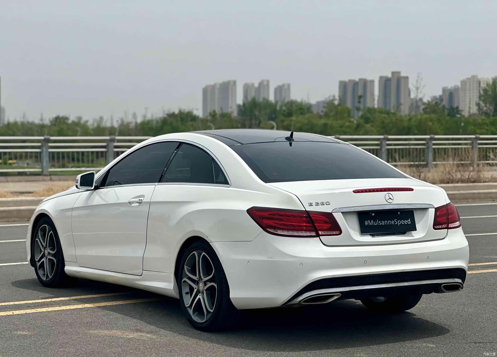Mercedes-Benz E-Class, 2015 12