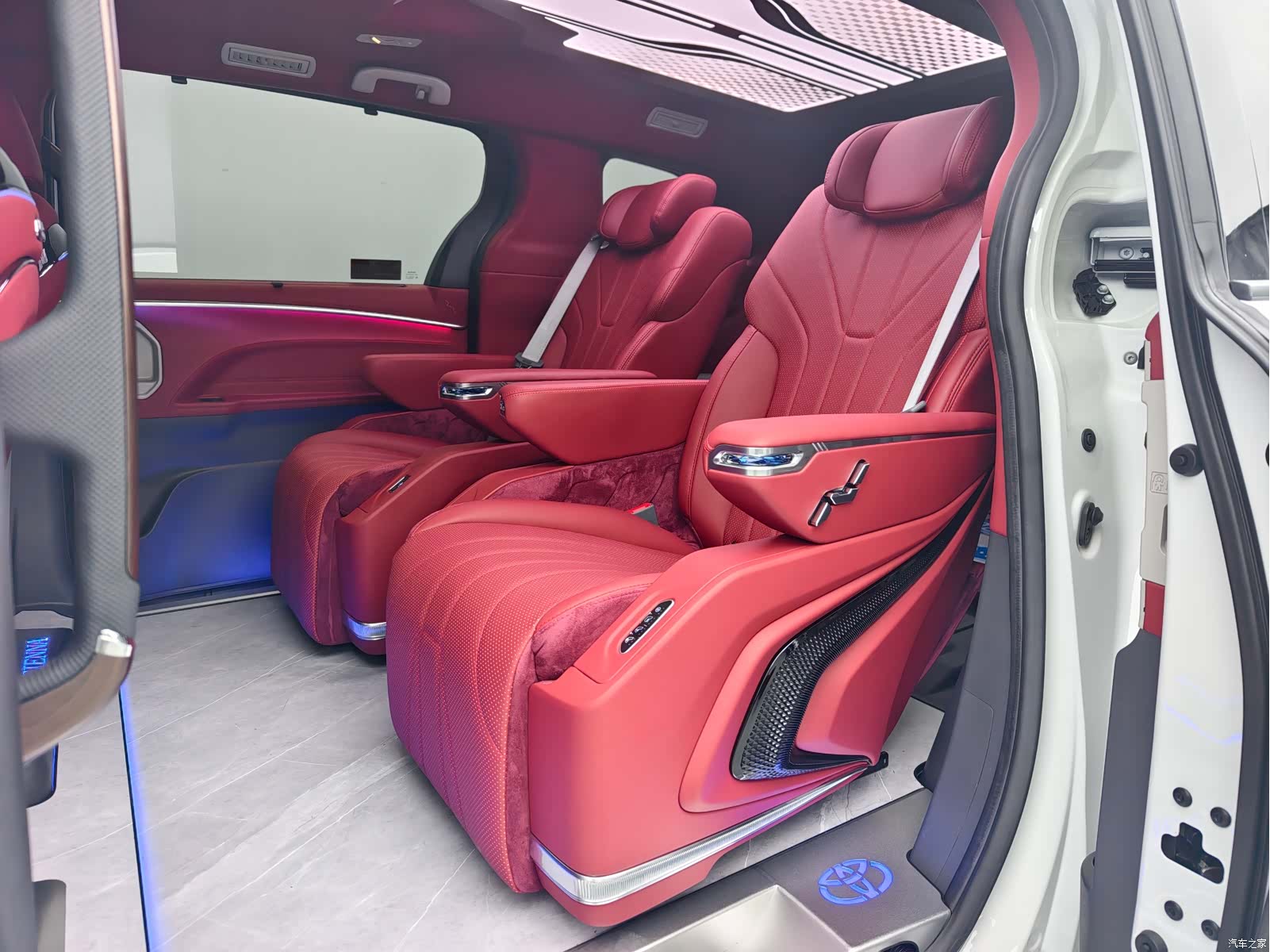 Toyota Sienna, 2024 19