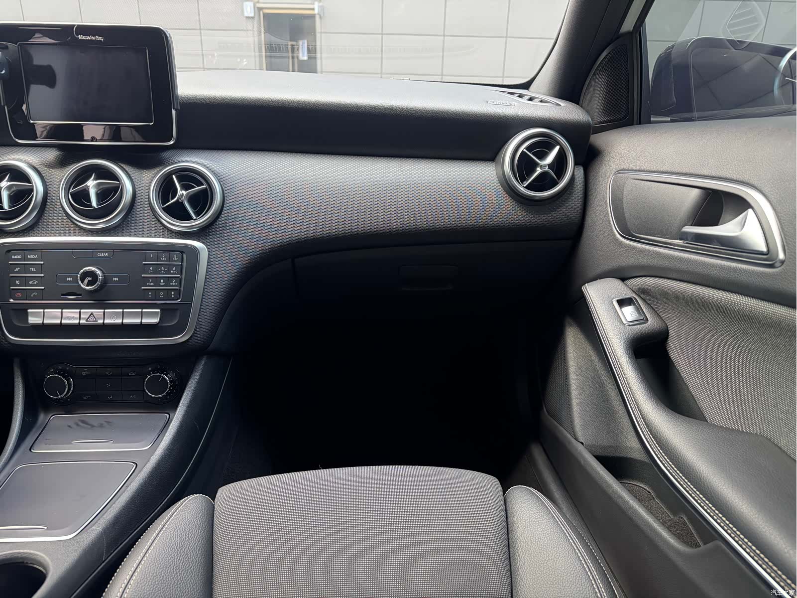 Mercedes-Benz A-Class, 2016 14