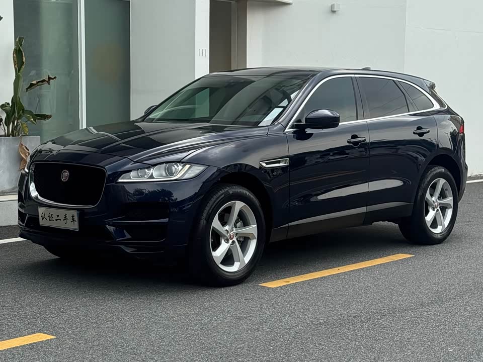Jaguar F-PACE Jaguar F-PACE