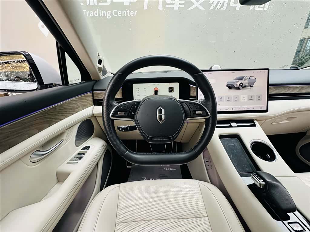 AITO M5, 2022 13
