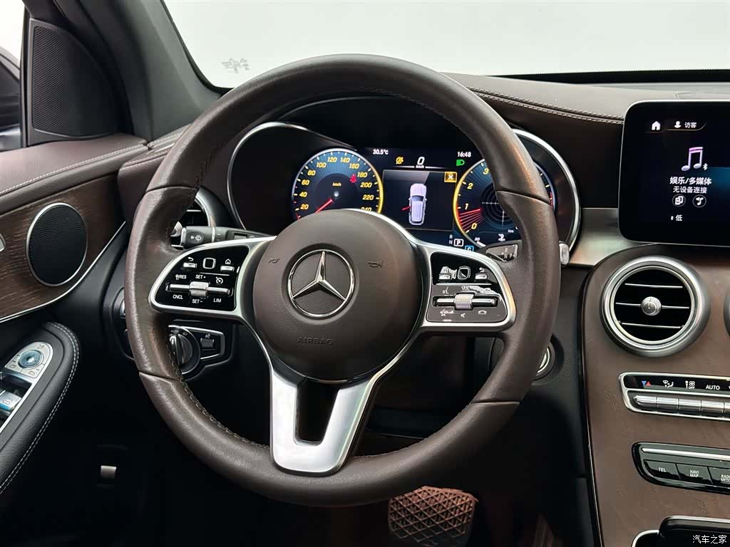 Mercedes-Benz GLC, 2022 12