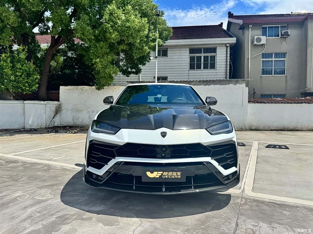 Lamborghini Urus, 2021 2
