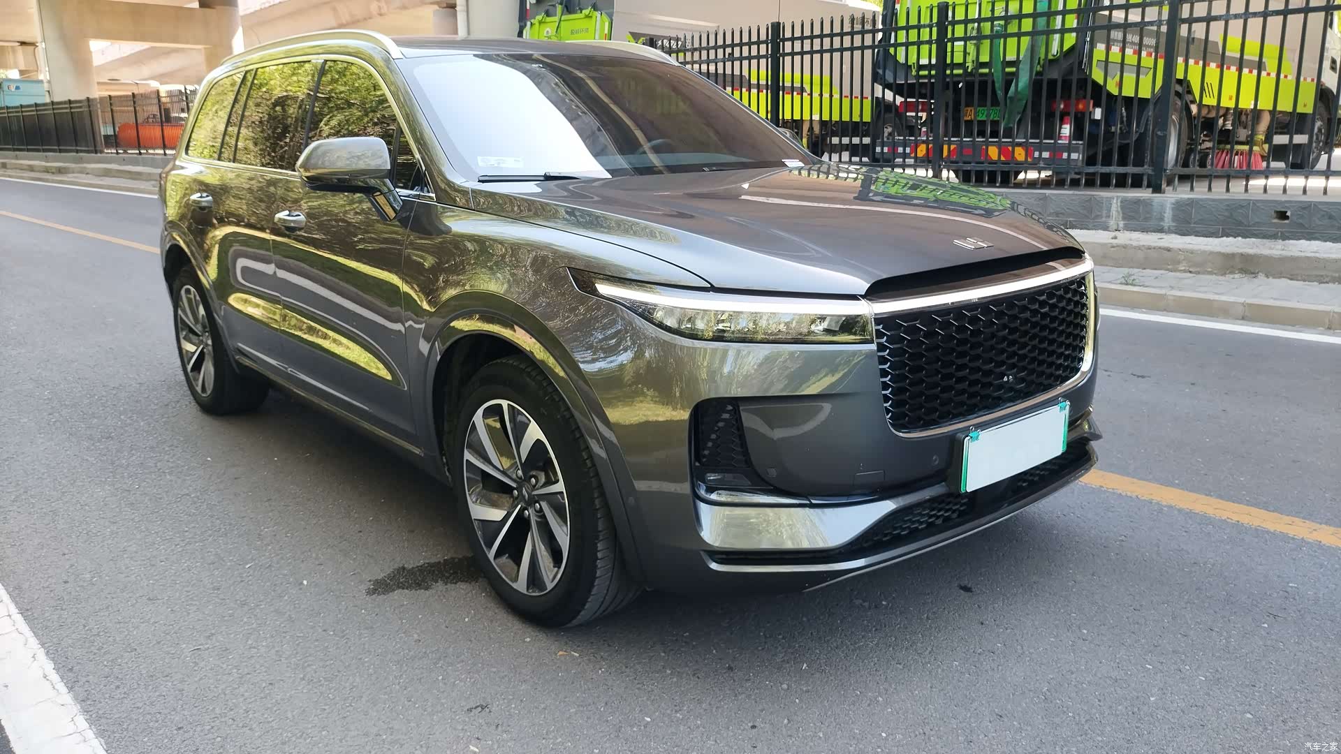 Li Auto ONE, 2023 3