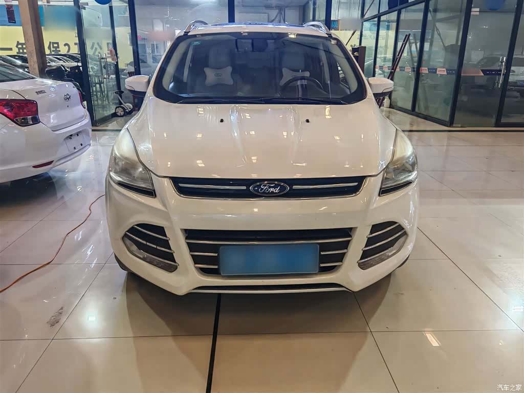 Ford Kuga, 2014 8