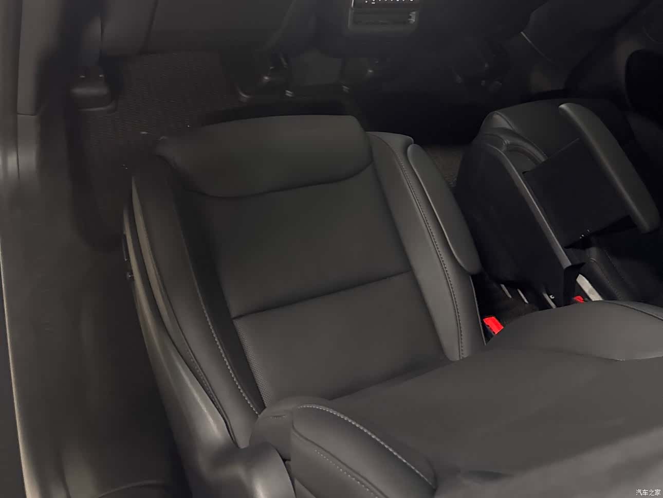 Tesla Model Y, 2025 16