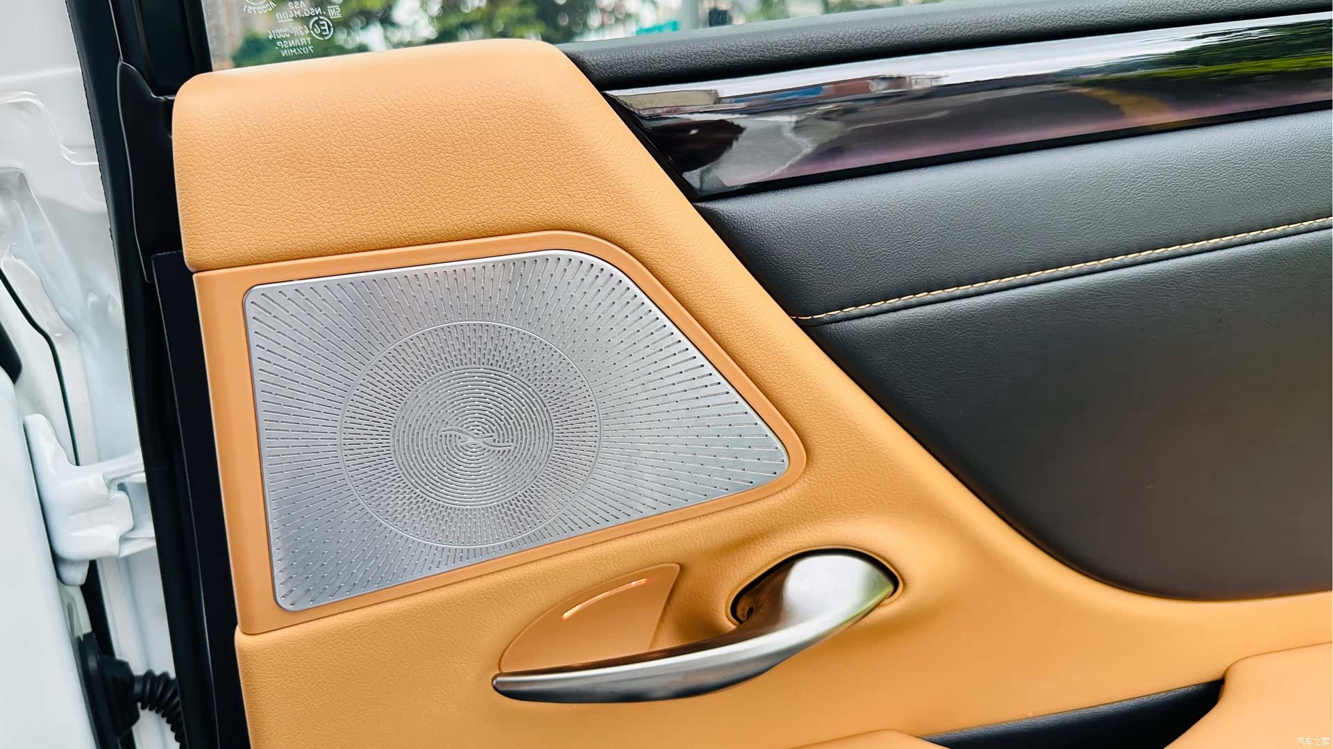 Lexus ES, 2023 23