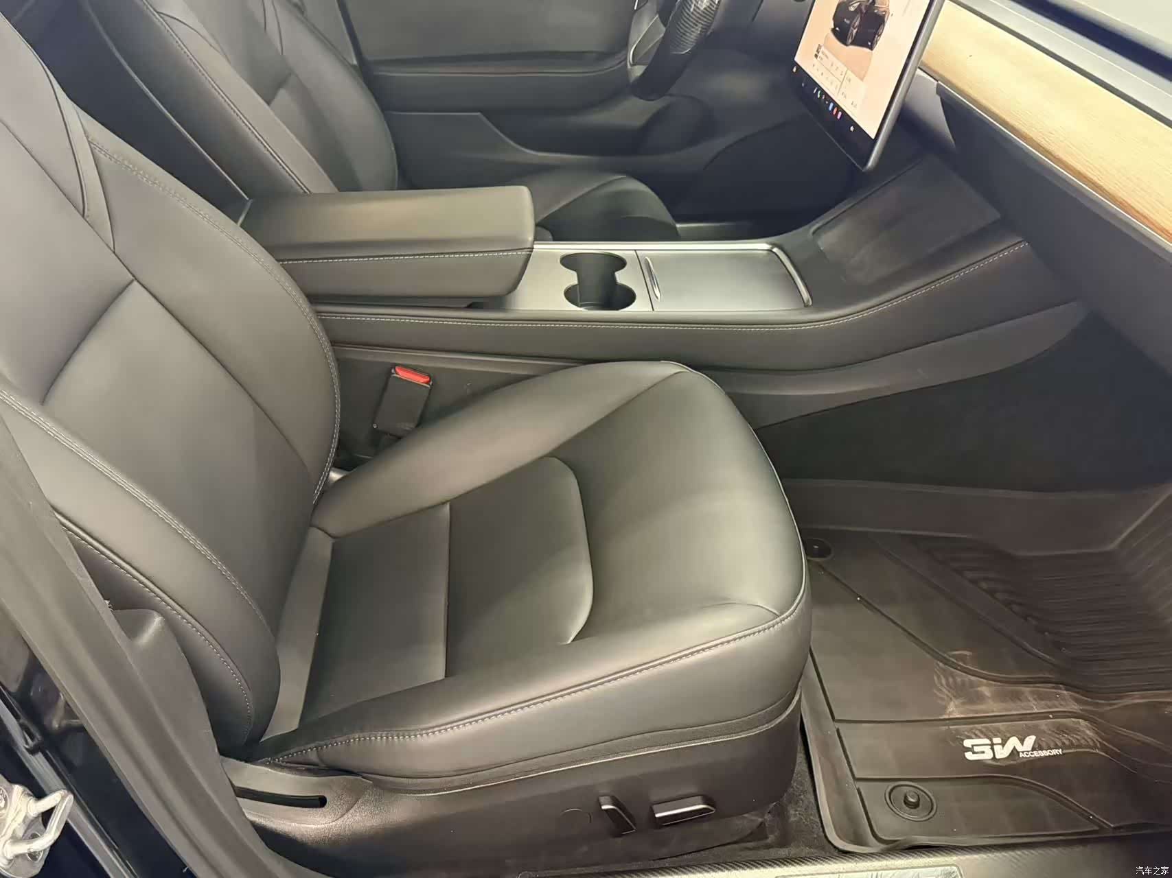 Tesla Model 3, 2022 19