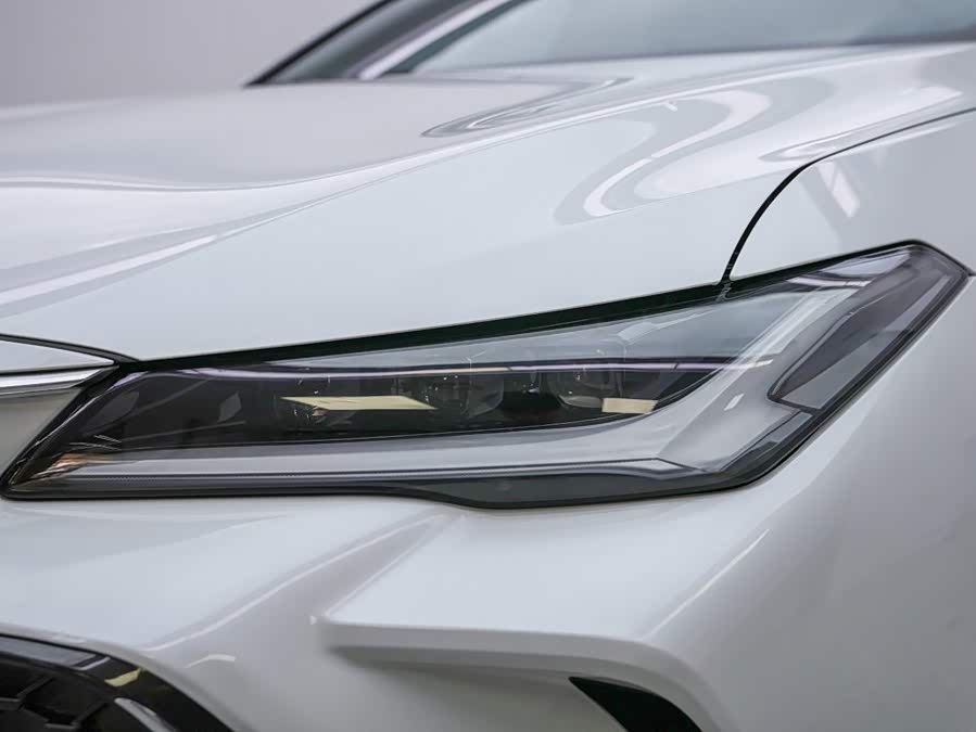 Toyota Avalon 2023, фото 2