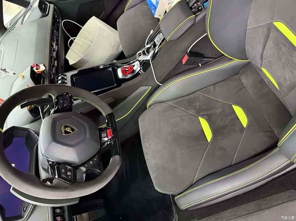 Lamborghini Huracán, 2024 8