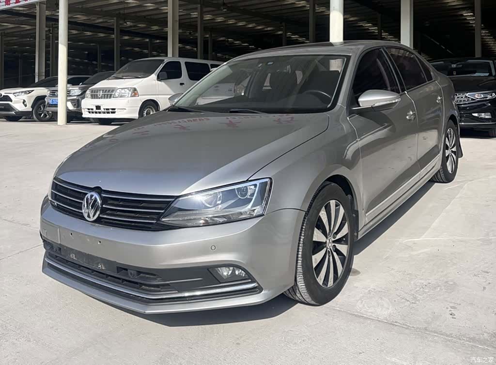 Volkswagen Sagitar, 2016 2