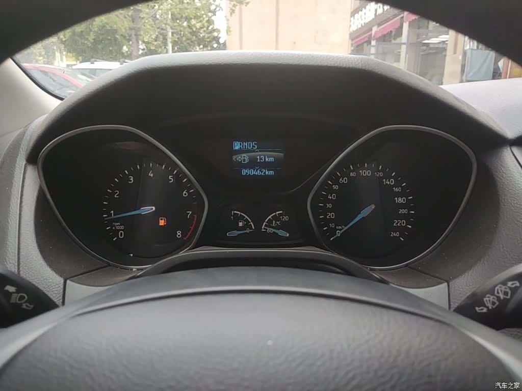 Ford Focus, 2018 12