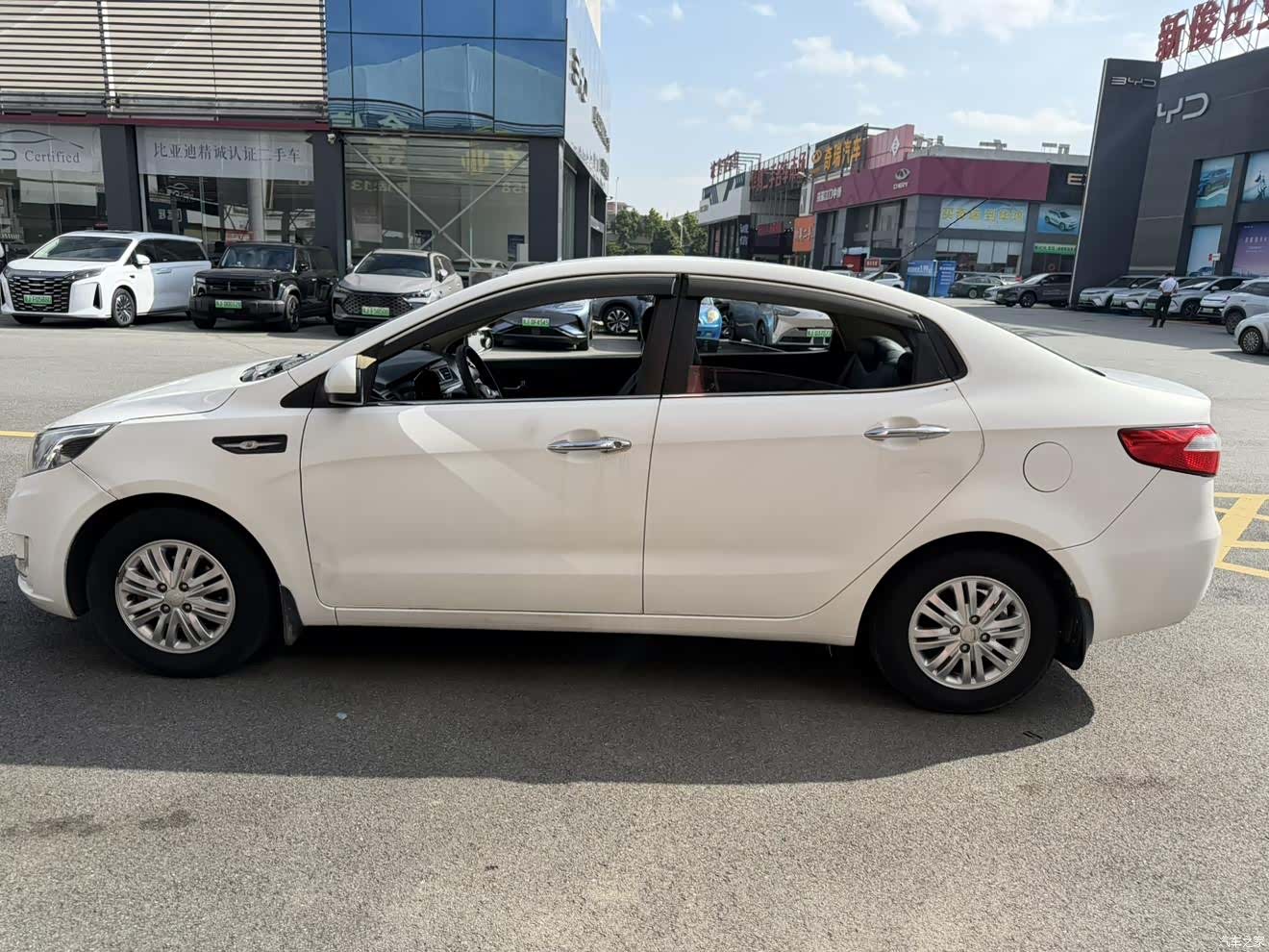 Kia K2, 2013 все фото