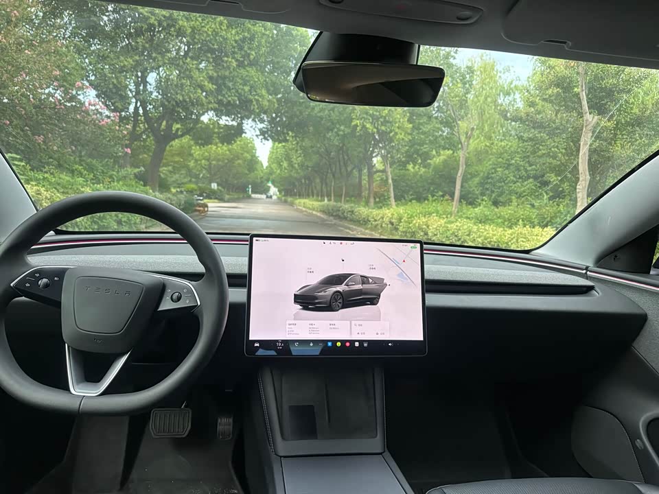 Tesla Model 3 Tesla Model 3