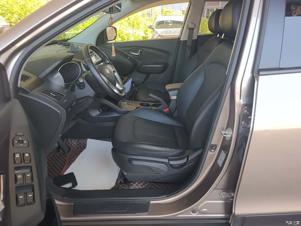 Hyundai ix35, 2015 15