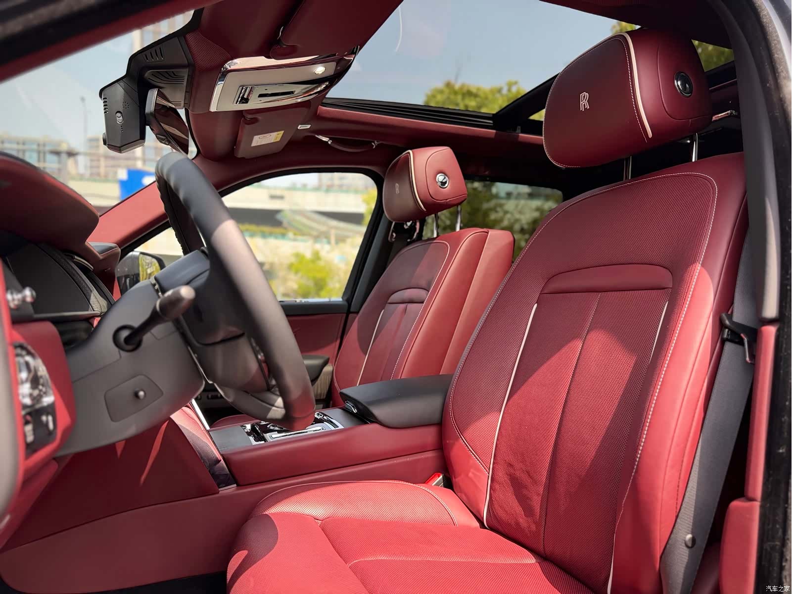 Rolls-Royce Cullinan, 2019 13