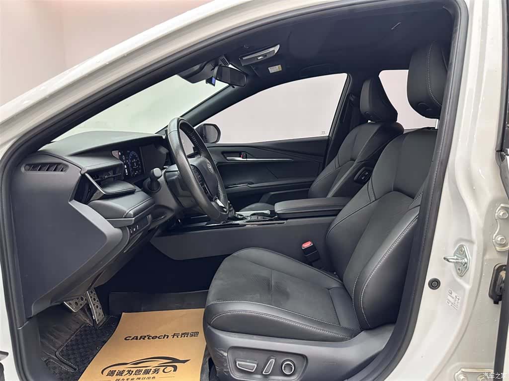 Toyota Camry, 2024 8