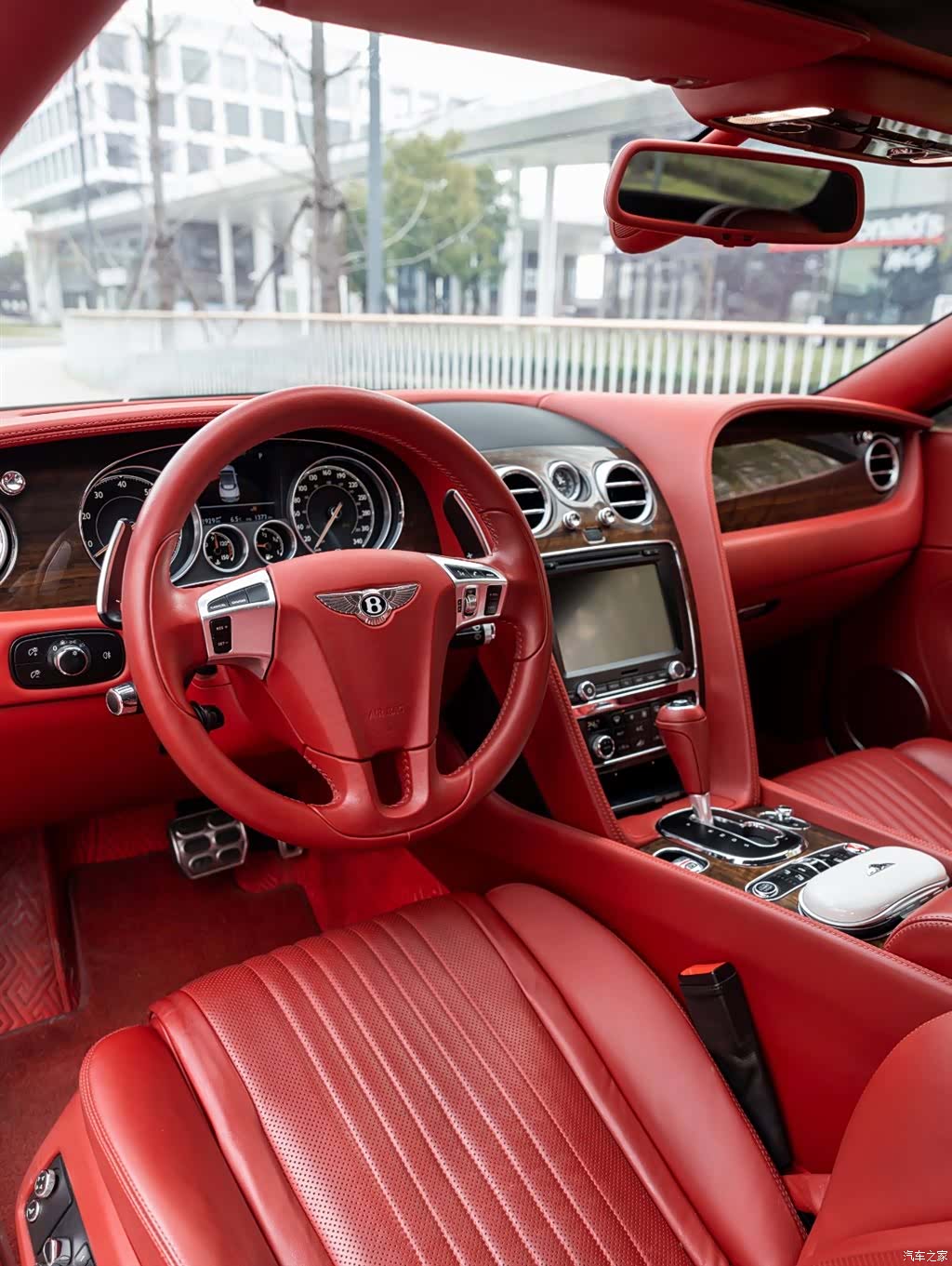 Bentley Continental GT, 2019 9
