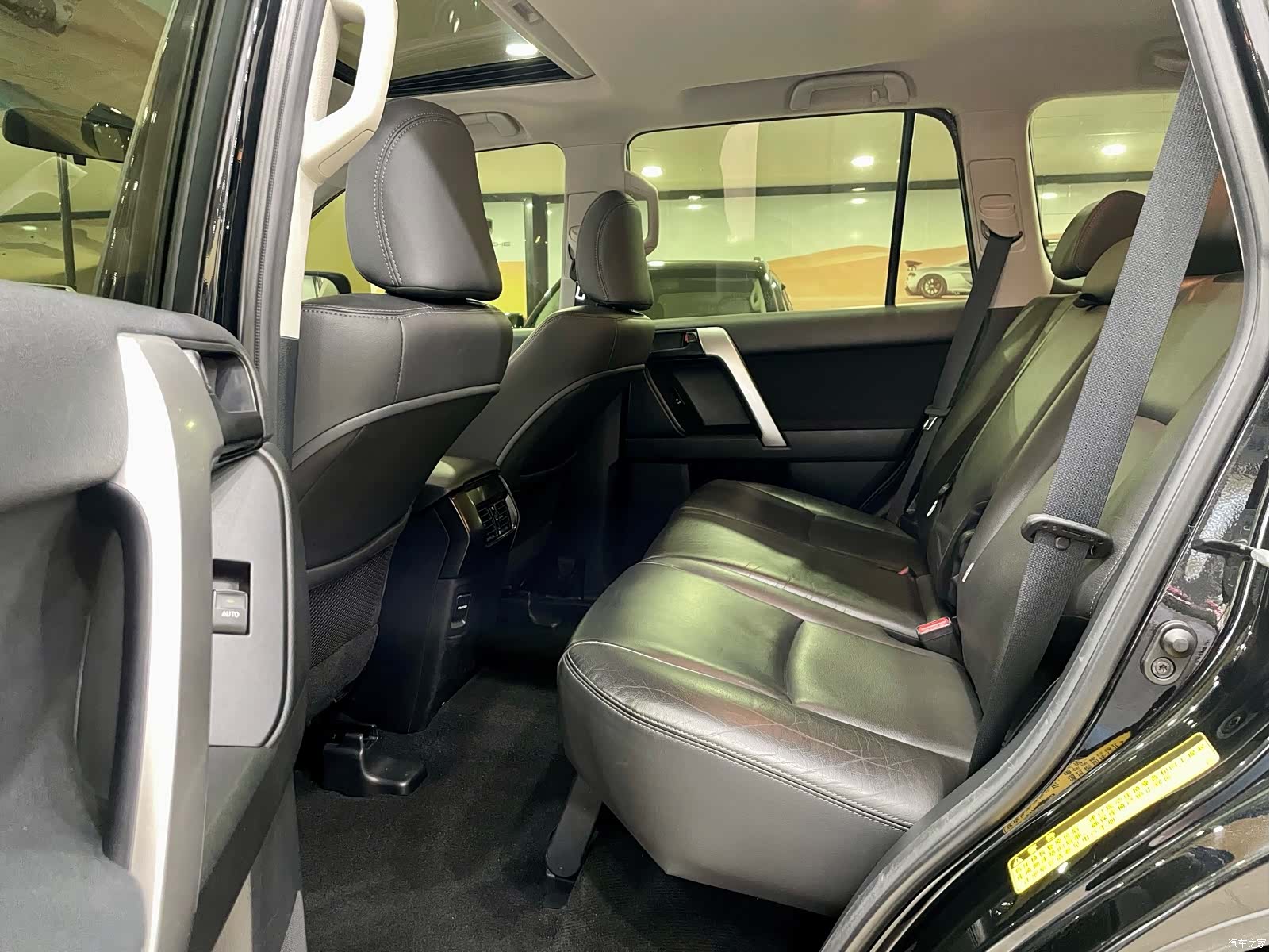 Toyota Prado, 2015 9