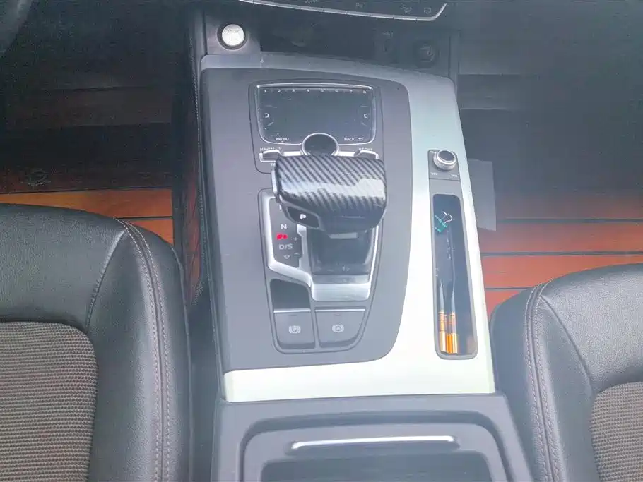 Audi Q5L Audi Q5L