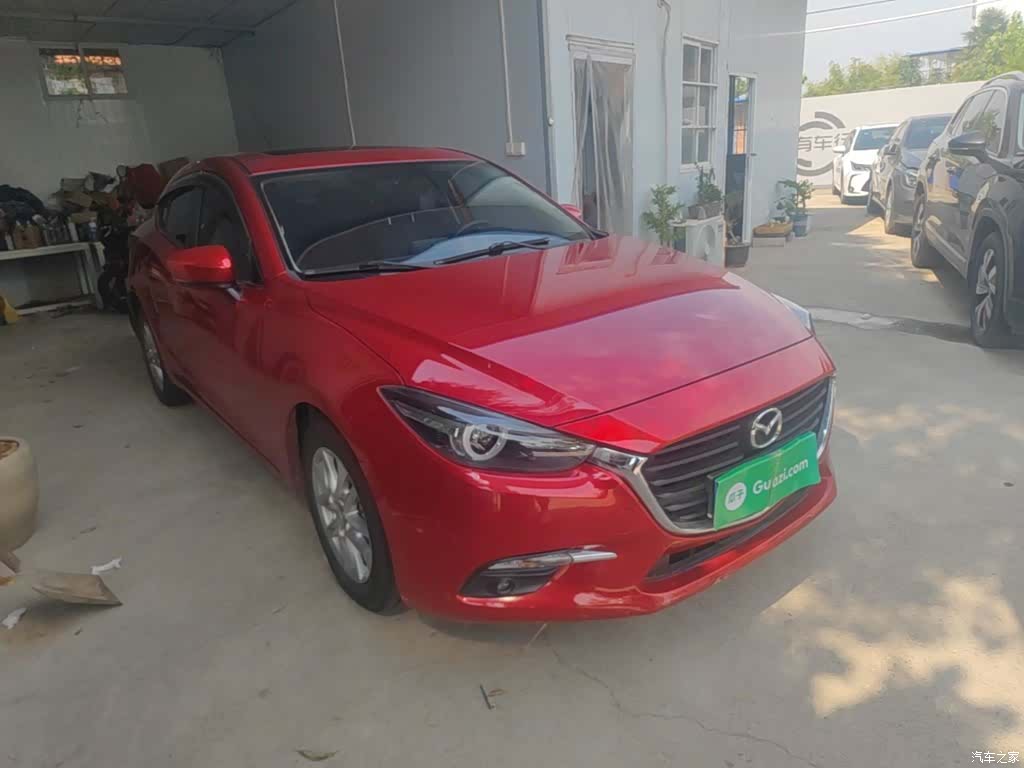 Mazda Mazda3, 2019 4
