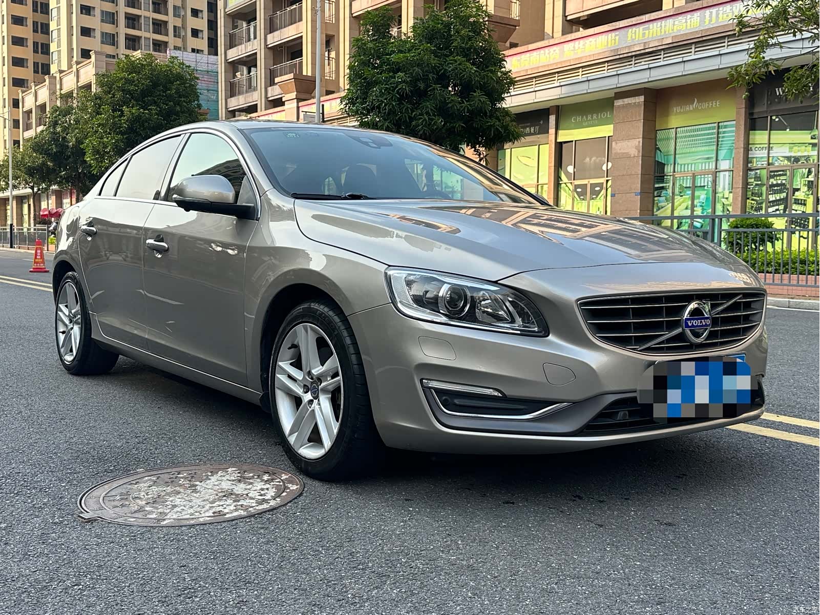 Volvo S60, 2015 3