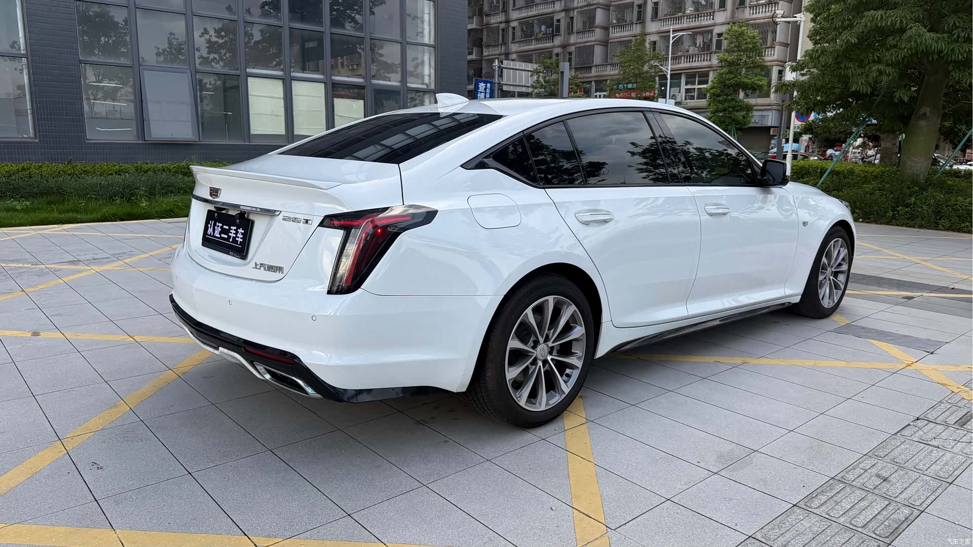 Cadillac CT5, 2021 все фото