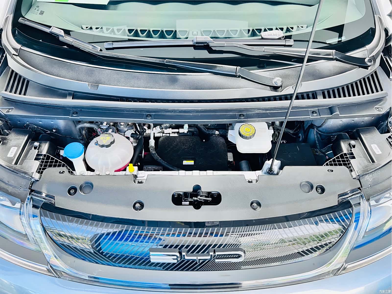 BYD Dolphin, 2023 26