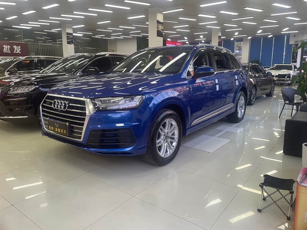 Audi Q7 2018 40 TFSI S line Sport