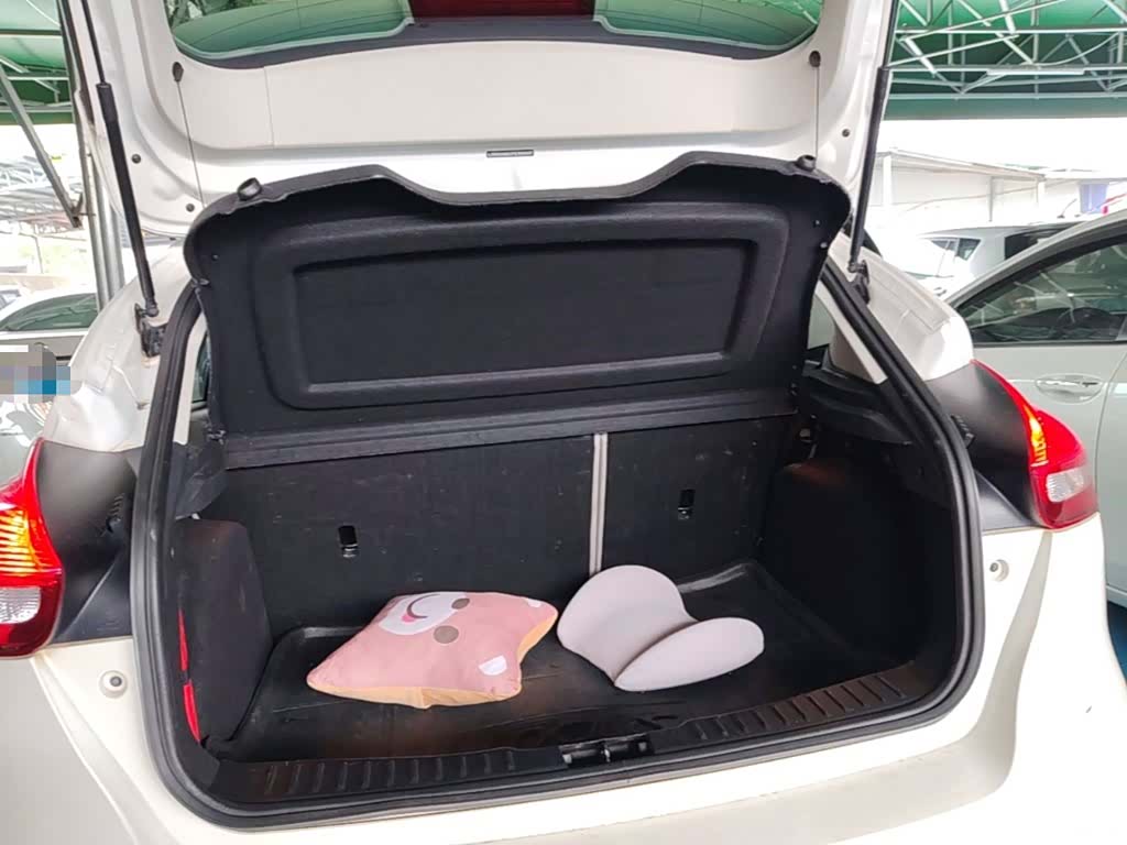 Ford Focus, 2015 9